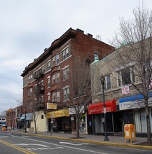 6000 Bergenline Ave in West New York, NJ - Building Photo - Building Photo