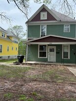 105 SW Buchanan St in Topeka, KS - Building Photo