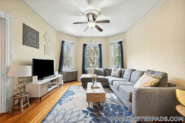 25 Edison Green in Boston, MA - Building Photo - Building Photo