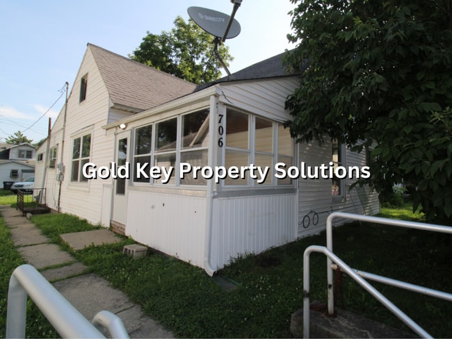 property at 706 University Blvd
