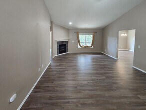 703 Sitka Deer Ct NW in Salem, OR - Building Photo - Building Photo