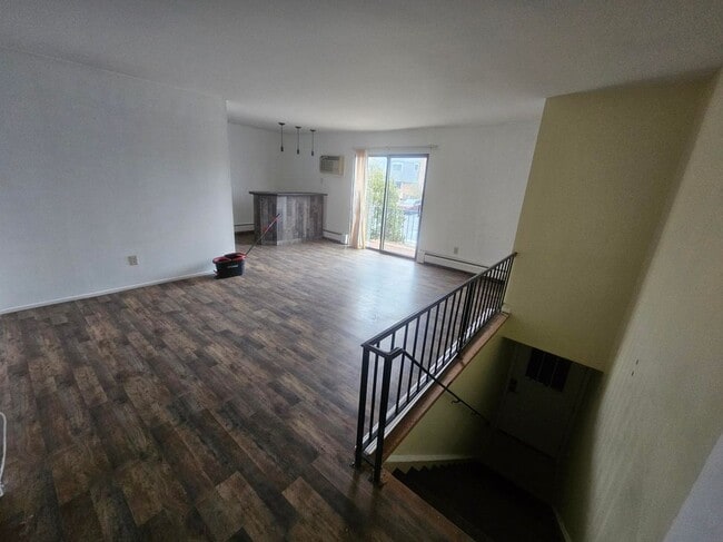 4 Fortune Rd W in Scotchtown, NY - Foto de edificio - Building Photo