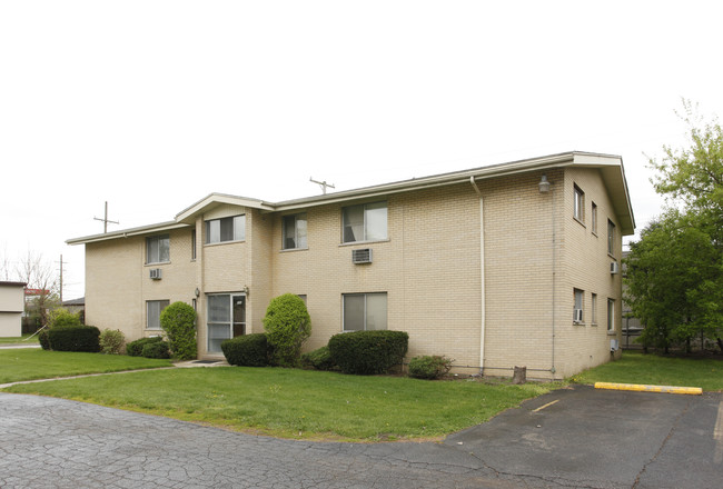 5700-5720 Woodward St in Wayne, MI - Foto de edificio - Building Photo