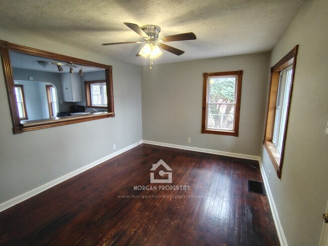 2016 Poplar St in Anderson, IN - Foto de edificio - Building Photo