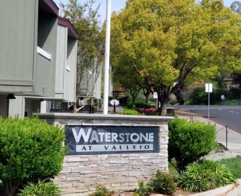 1333 N Camino Alto, Unit 213 in Vallejo, CA - Foto de edificio