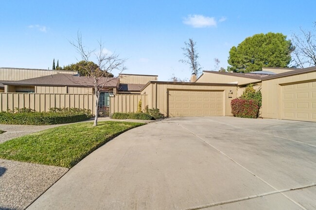 property at 1338 Hunn Rd