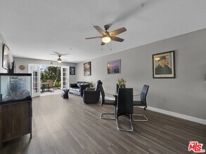 6441 Kanan Dume Rd in Malibu, CA - Building Photo - Building Photo