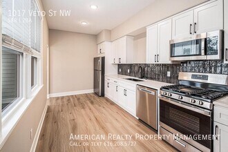 1017 Veto St NW in Grand Rapids, MI - Building Photo - Building Photo