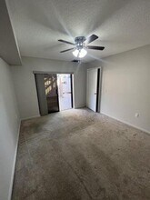 1221 12th Ln in Palm Beach Gardens, FL - Building Photo - Building Photo