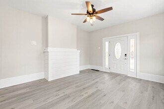 221 Alpine Ave in Pittsburgh, PA - Building Photo - Building Photo