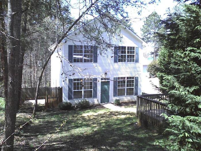 8950 Lark Terrace in Gainesville, GA - Foto de edificio