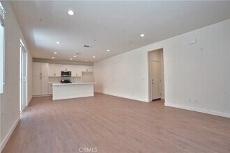 136 Trellis Ct in Perris, CA - Foto de edificio - Building Photo