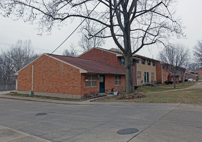 3234-3310 W Riverview Ave in Dayton, OH - Building Photo - Building Photo