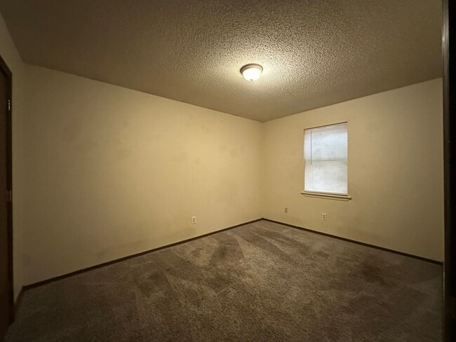 1200 S Greenwich Ave in Russellville, AR - Building Photo - Building Photo
