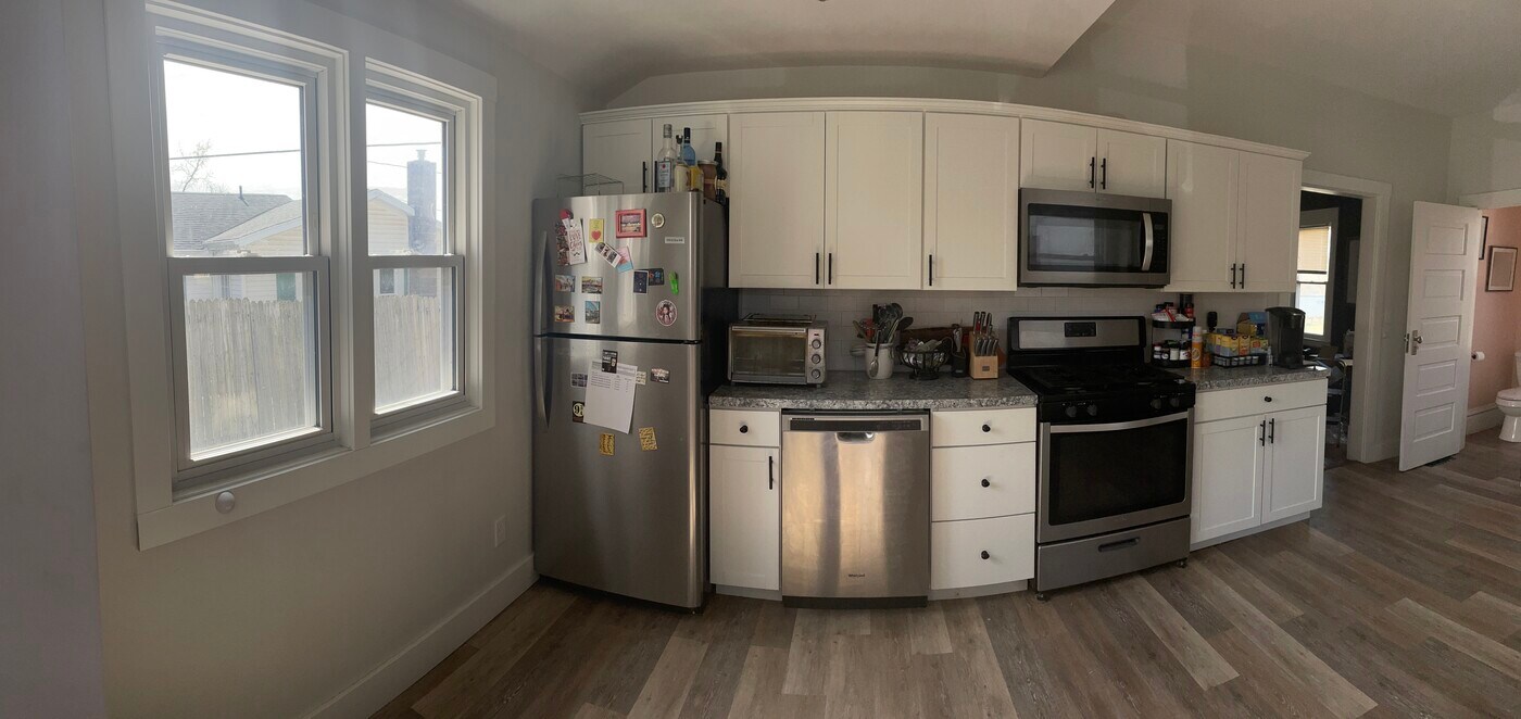3274 Briggs Blvd NE in Grand Rapids, MI - Building Photo