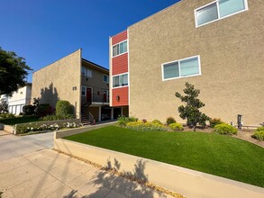 916 S. Marguerita Avenue in Alhambra, CA - Building Photo - Interior Photo