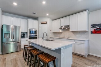 434 Shelton Pass in Schertz, TX - Building Photo - Building Photo