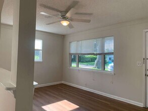 5721 17th Ave S in Gulfport, FL - Building Photo - Building Photo