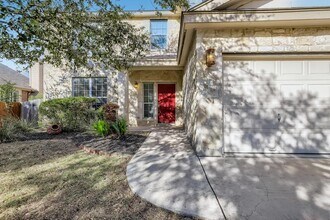 8803 Redwood Bend in Helotes, TX - Building Photo - Building Photo