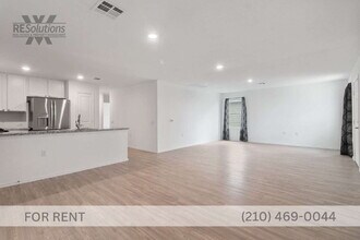 12058 Still Pass in San Antonio, TX - Building Photo - Building Photo