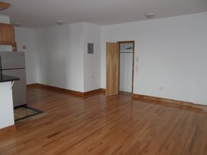 1444 Park Pl in Brooklyn, NY - Building Photo - Interior Photo