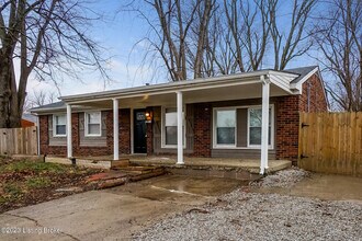 5405 Tivoli Dr in Louisville, KY - Foto de edificio - Building Photo