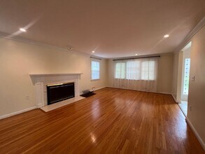 1450 Harmott Ave in Norfolk, VA - Building Photo - Building Photo