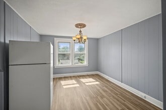 108 E Gibbons St in Linden, NJ - Building Photo - Building Photo