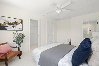 929 Battery Ave in Charleston, SC - Foto de edificio - Building Photo