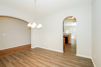 5207 Whippet Ridge Ct in Charlotte, NC - Building Photo - Building Photo
