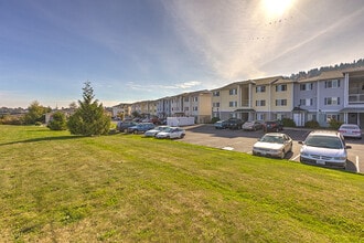 Elk Creek Apartments in Sequim, WA - Building Photo - Building Photo