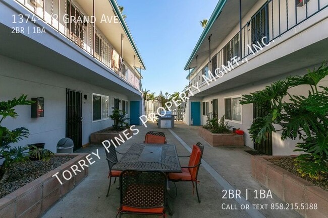 property at 1374 1/2 Grand Ave