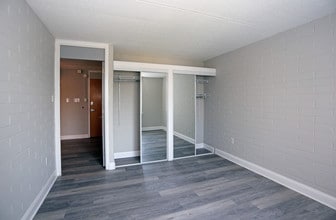 Academia Suites in Philadelphia, PA - Building Photo - Interior Photo