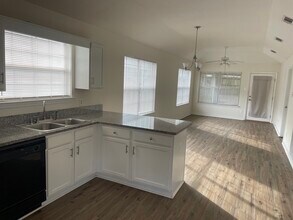 808 Crystal Wells Ct S in Fairhope, AL - Building Photo - Building Photo