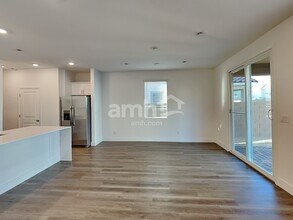 5832 Vaes Dothrak St in Las Vegas, NV - Building Photo - Building Photo