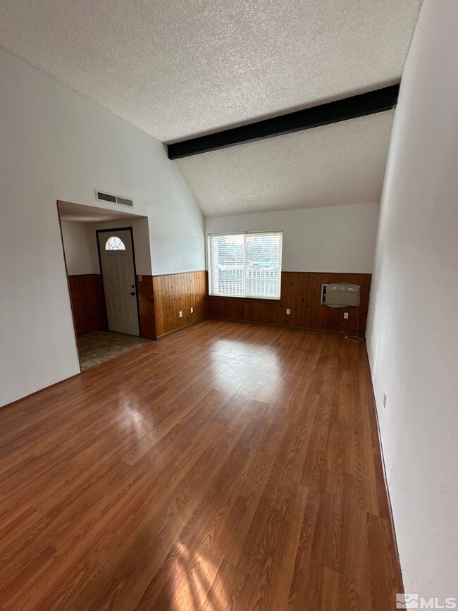 1005 Baywood Dr in Sparks, NV - Building Photo - Building Photo