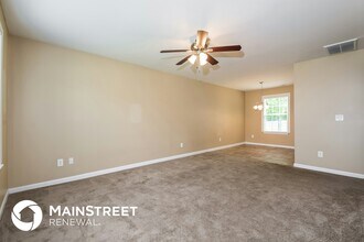 8233 Wynewood Ct in Raleigh, NC - Building Photo - Building Photo