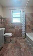 8255 Kilpatrick Ave in Skokie, IL - Building Photo - Building Photo