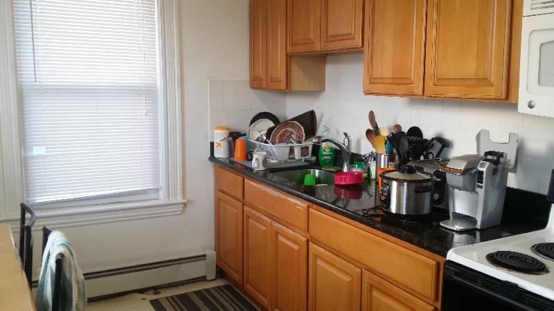 23 Townsend St, Unit b in Waltham, MA - Building Photo