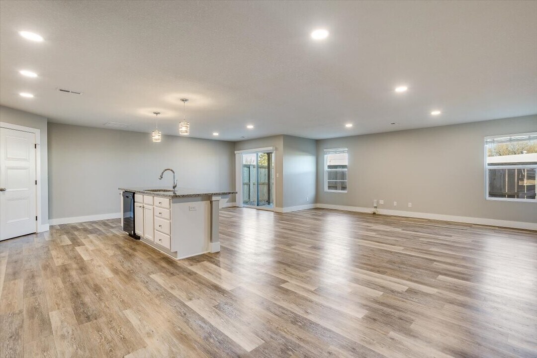 8857 W Haylee St in Maize, KS - Building Photo