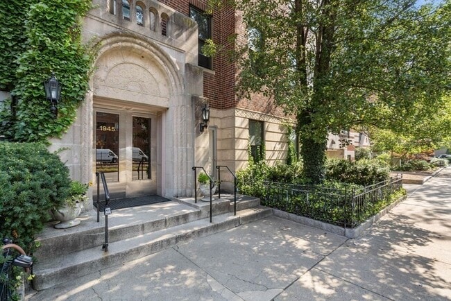 property at 1945 Commonwealth Ave