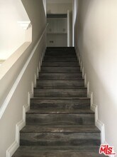 523 Benton Wy in Los Angeles, CA - Building Photo - Building Photo