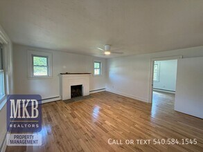 1842 Bennington St SE in Roanoke, VA - Building Photo - Building Photo