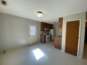 1966 Glenwick in Fayetteville, NC - Building Photo - Building Photo