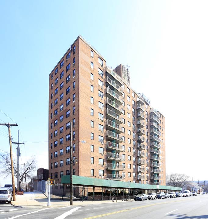 The Bronxwood Tower in Bronx, NY - Building Photo