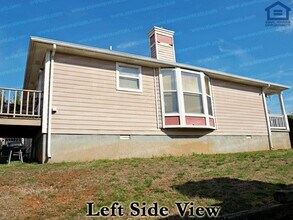 106 Vinewood Rd in McMinnville, TN - Building Photo - Building Photo