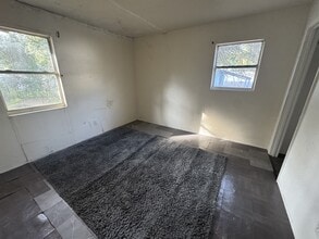 413 Orange St in Wildwood, FL - Building Photo - Building Photo