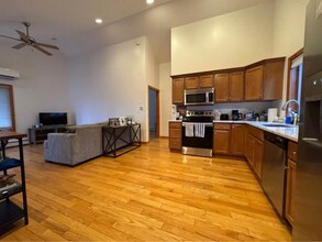 18 Old Hollis Rd in Biddeford, ME - Building Photo - Building Photo