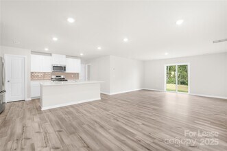 10159 Chatham Run Ln in Charlotte, NC - Building Photo - Building Photo