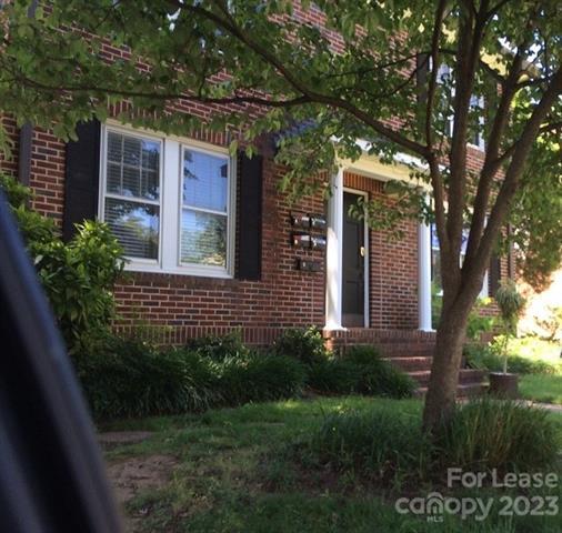 208 S Laurel Ave Photo